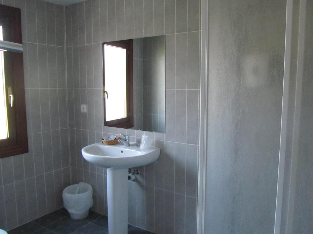Hotel Ruta El Nuevo Molino Pancorbo Habitación foto